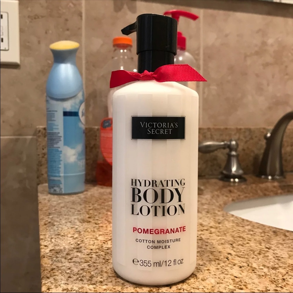 VS body lotion